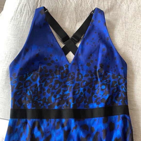 Dress - Picture 8 of 11